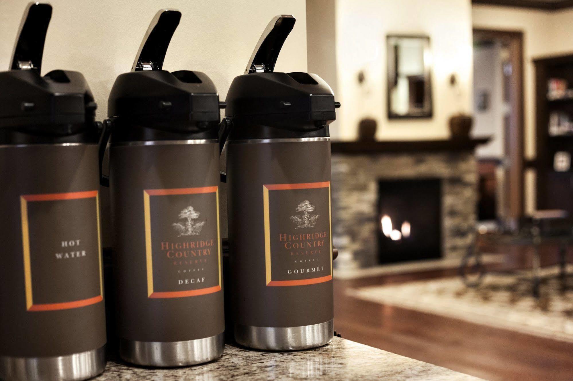 Country & By Radisson, - Outlet Mall 3* Asheville